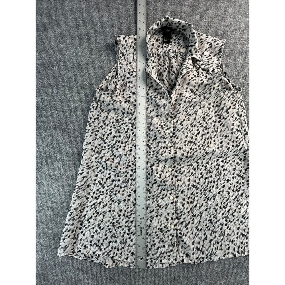 H&M Women's Sleeveless Button Front Blouse Gray Black Abstract Print Size 4 - Picture 6 of 6